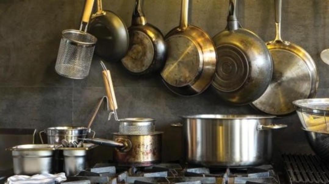 Different Types of Cookware: Pots, Pans, and Bakeware